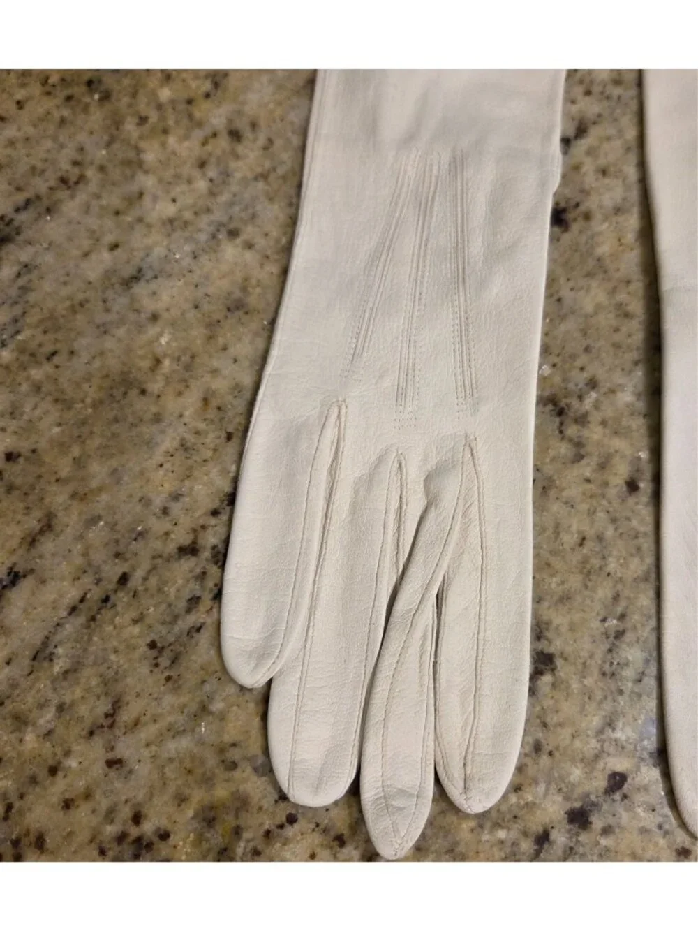 Vintage Size S Off-White Leather Formal Gloves Wrist Button 13